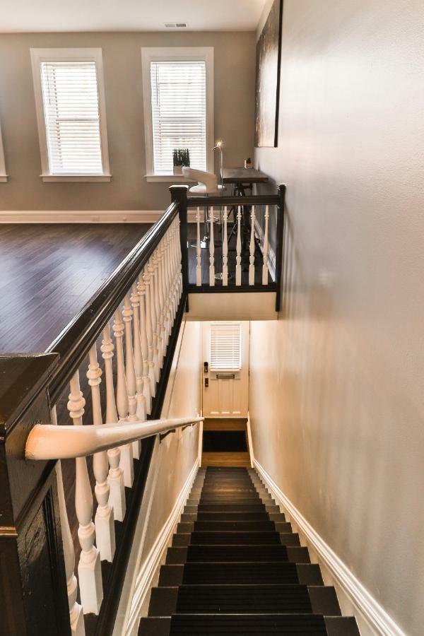 Luxury Apt W/ Spectrum Mood Lighting - Historic Cherokee Street Antique Row Maryland Heights Eksteriør bilde