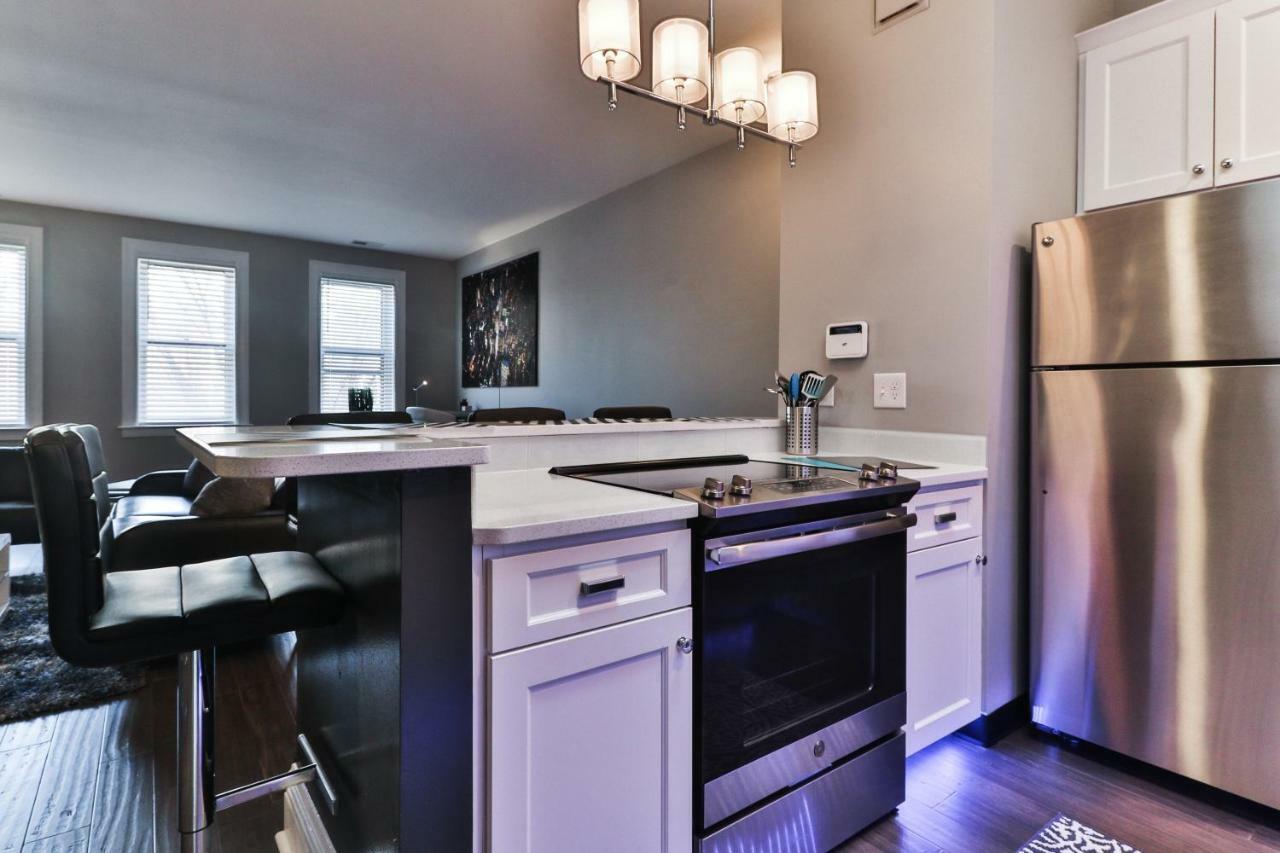 Luxury Apt W/ Spectrum Mood Lighting - Historic Cherokee Street Antique Row Maryland Heights Eksteriør bilde